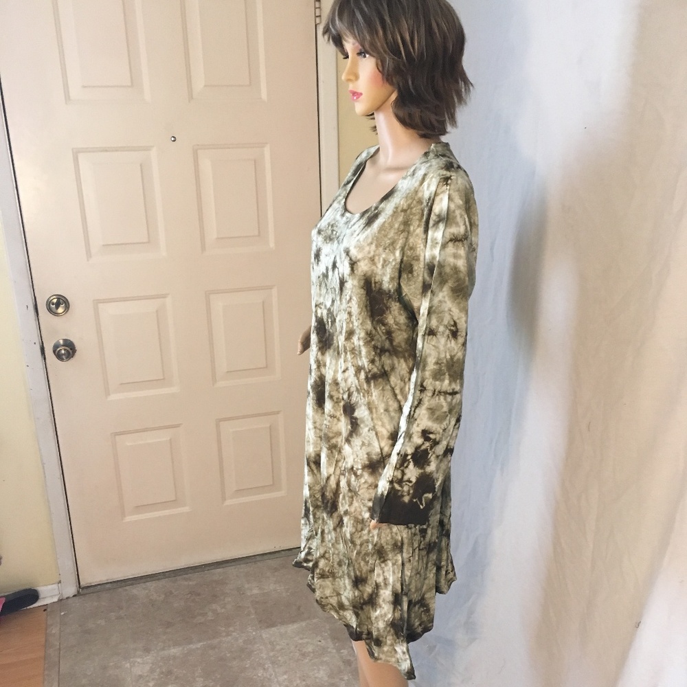 NIB Sage Tie-Dye Long-Sleeve Sidetail-Hem Tunic 2X - Picture 2 of 6